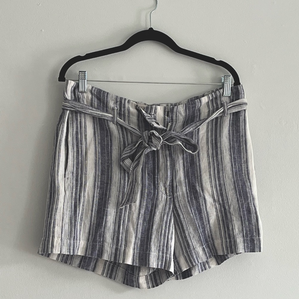 NWT J Crew  - Linen / Viscose Shorts Size 8